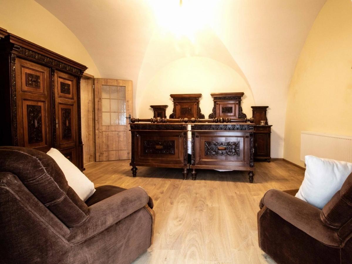 Residence Tvrz Skočice Zewnętrze zdjęcie