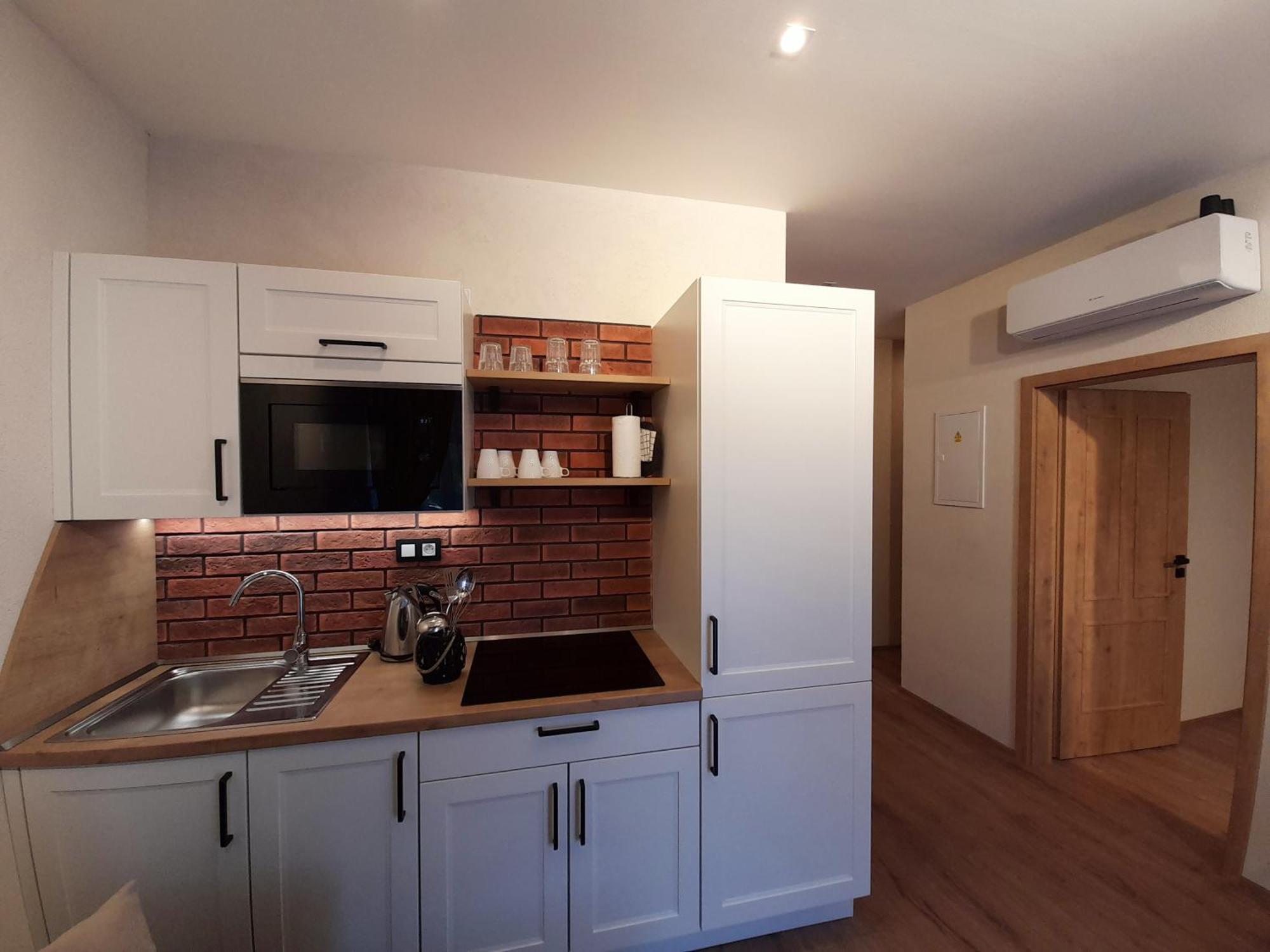 Residence Tvrz Skočice Zewnętrze zdjęcie