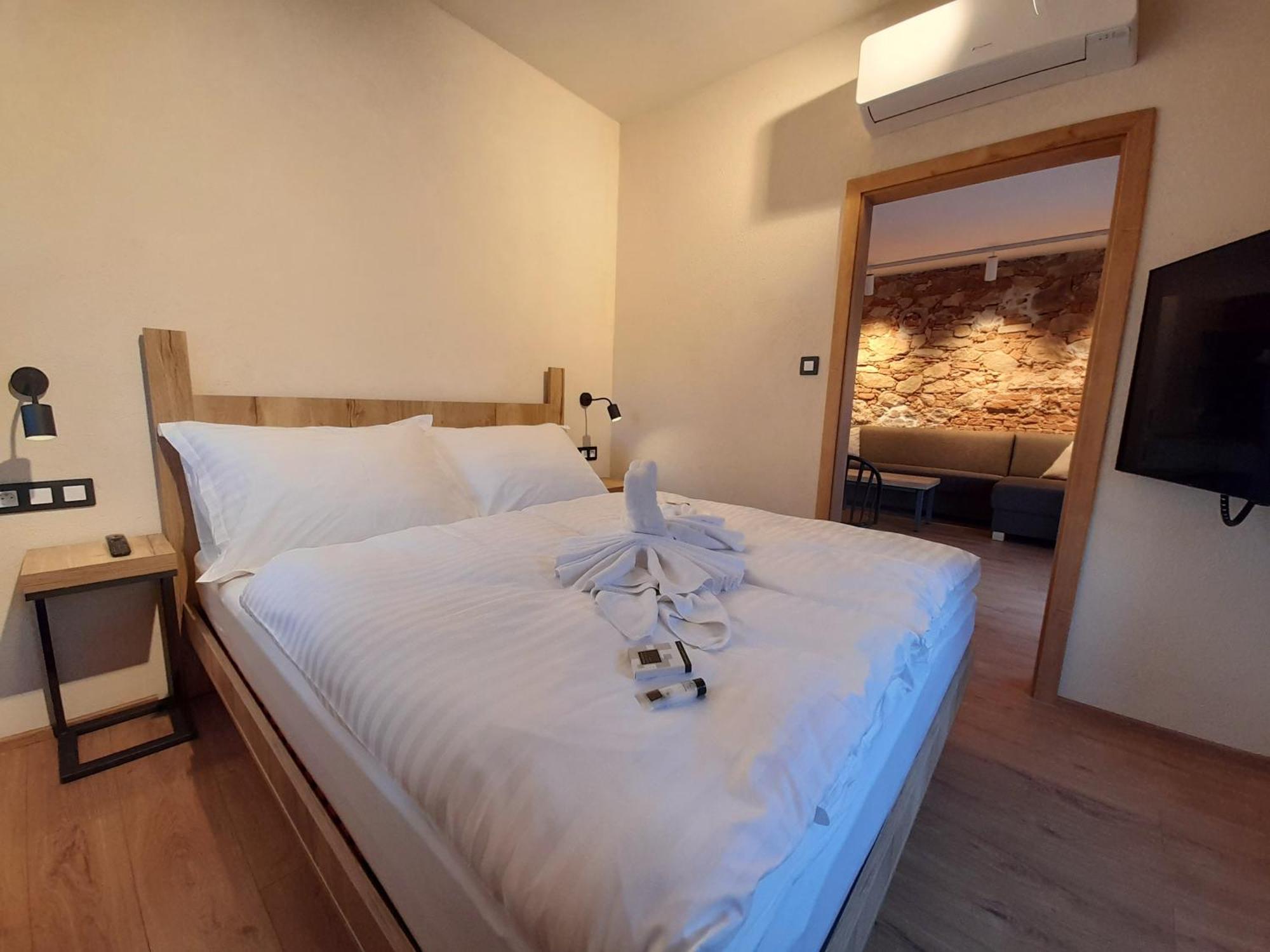Residence Tvrz Skočice Zewnętrze zdjęcie